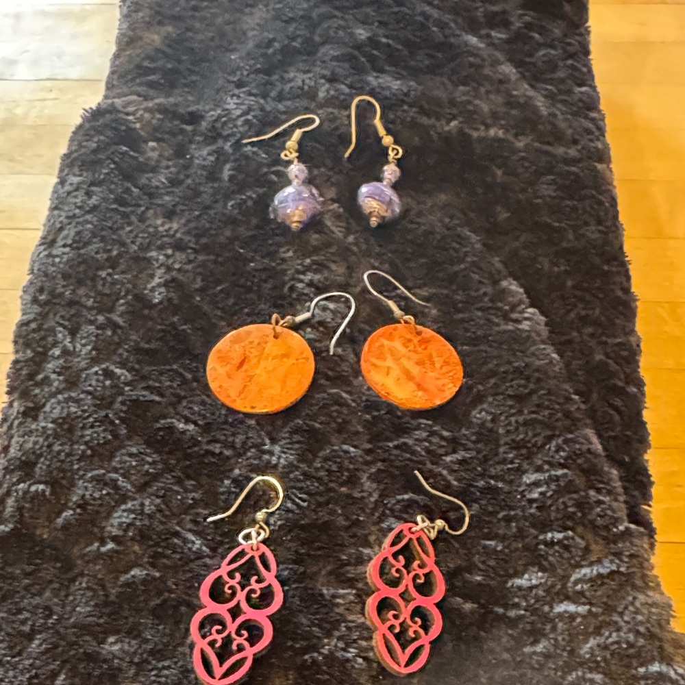 Elegant Multi-Color Earring Set - Picture 3 of 13